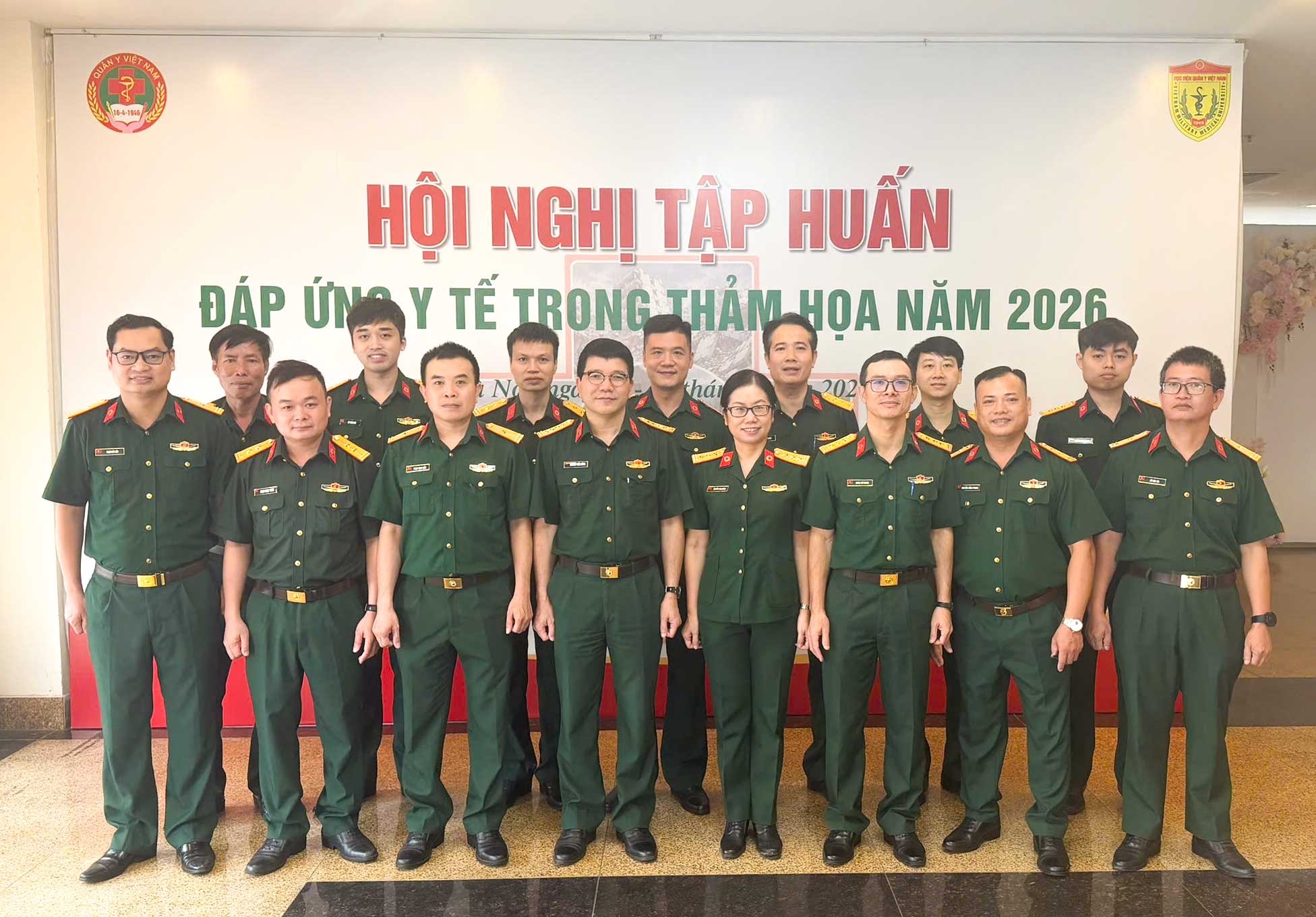 Đội mẫu Quân y Bệnh viện Bỏng Quốc gia Lê Hữu Trác tham gia phục vụ Hội nghị tập huấn đáp ứng y tế trong thảm họa năm 2026
