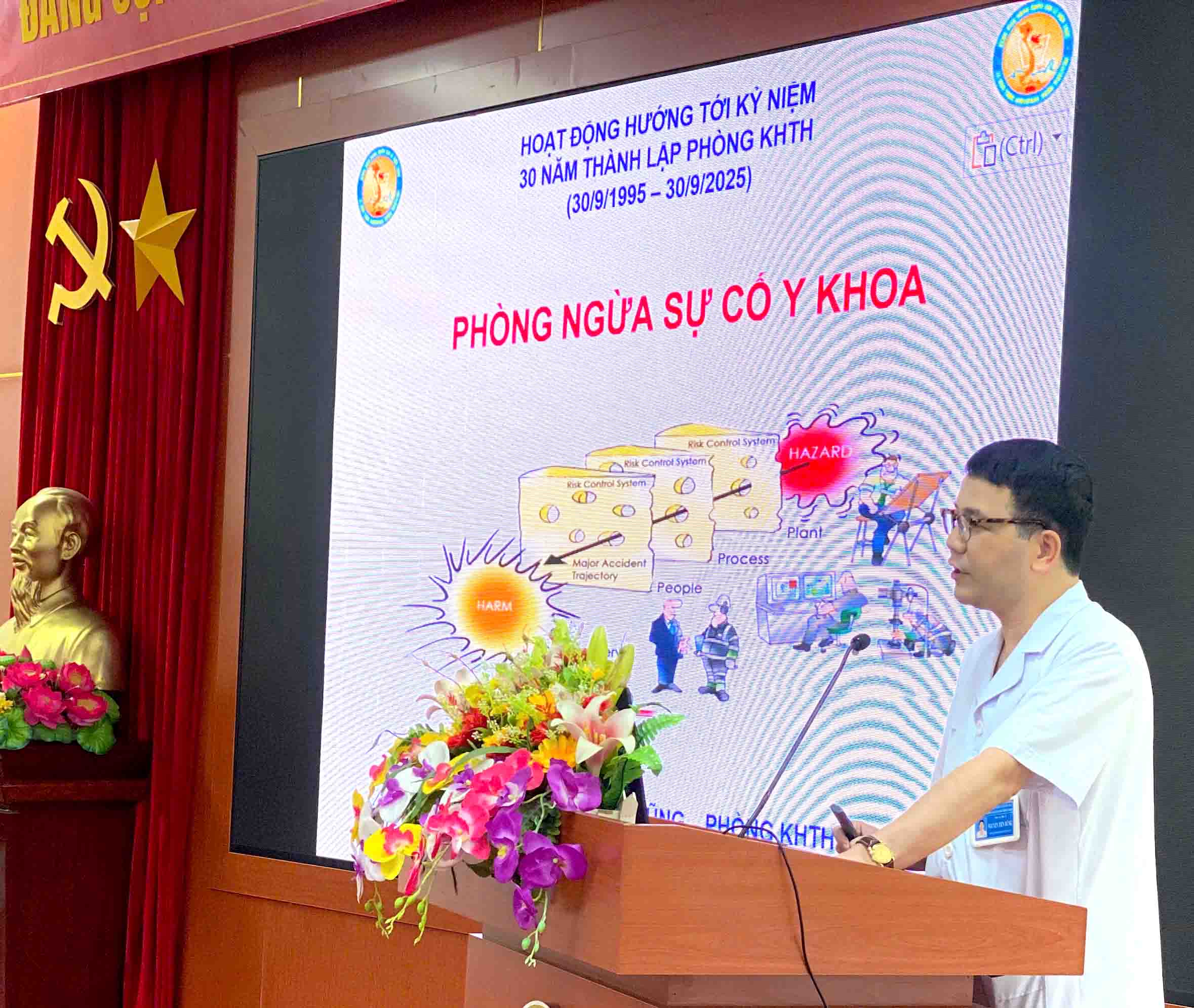 Bệnh viện Bỏng Quốc gia Lê Hữu Trác tập huấn cập nhật chế độ chuyên môn và các quy định mới của bảo hiểm y tế