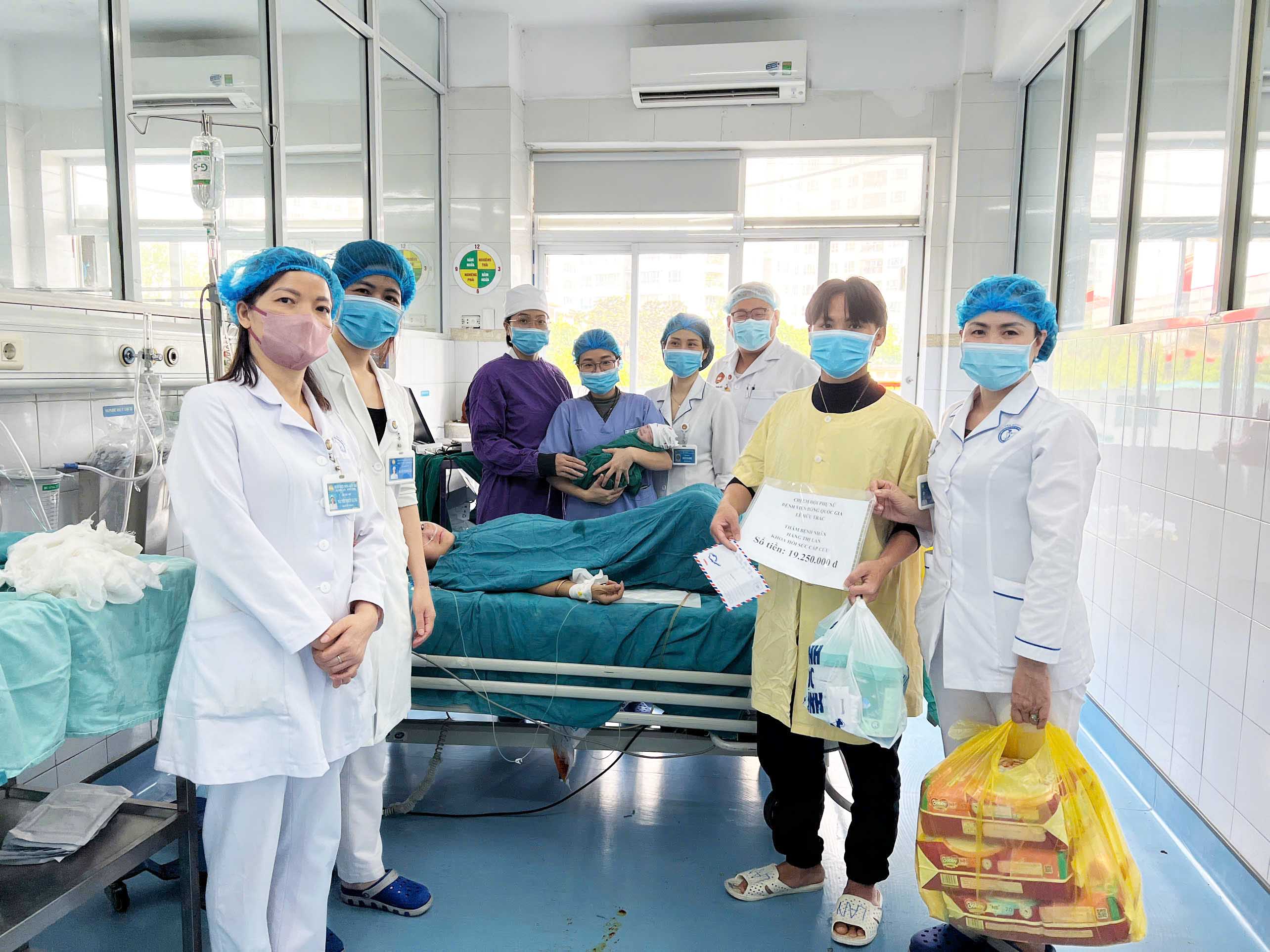 Sản phụ bỏng nặng đón con gái chào đời tại Bệnh viện Bỏng Quốc gia Lê Hữu Trác