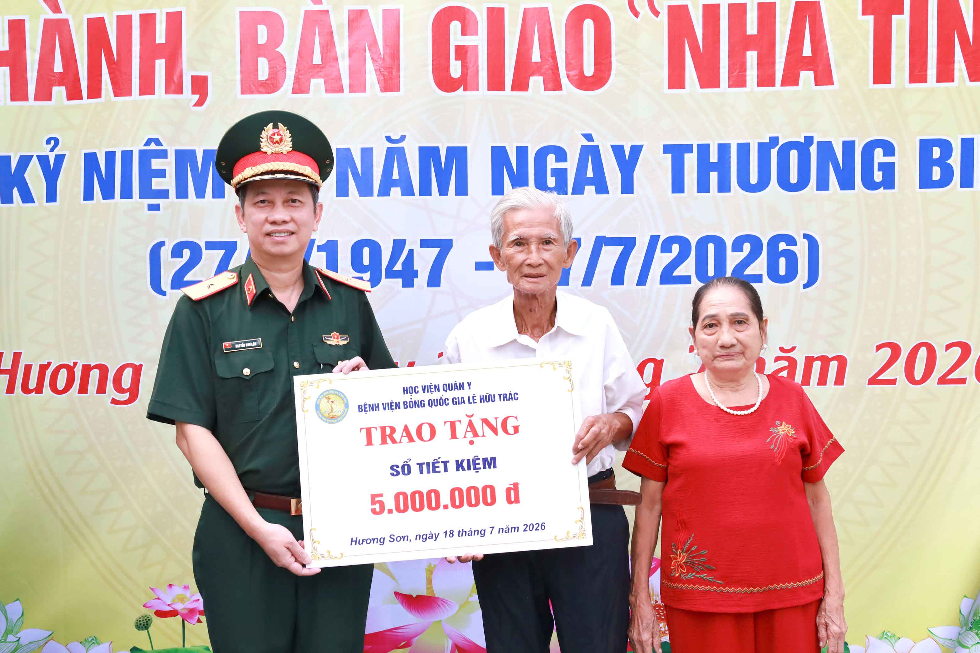 Bệnh viện Bỏng Quốc gia Lê Hữu Trác bàn giao nhà tình nghĩa tặng thương binh Trần Thế Dỵ
