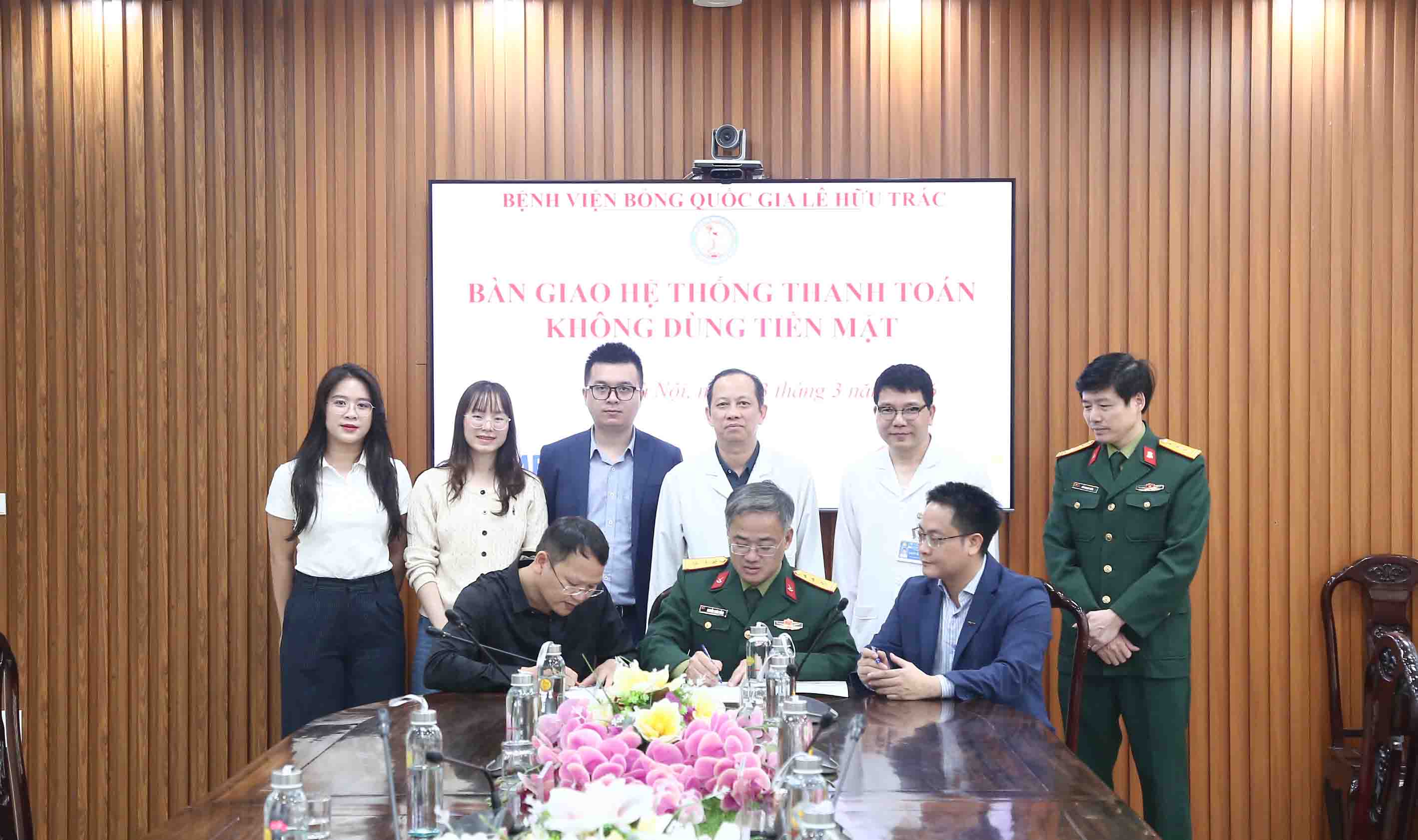Triển khai thanh toán không tiền mặt tại Bệnh viện Bỏng Quốc gia Lê Hữu Trác
